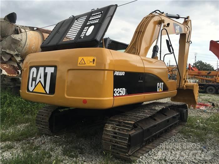 CAT 325 D L Гусеничні екскаватори