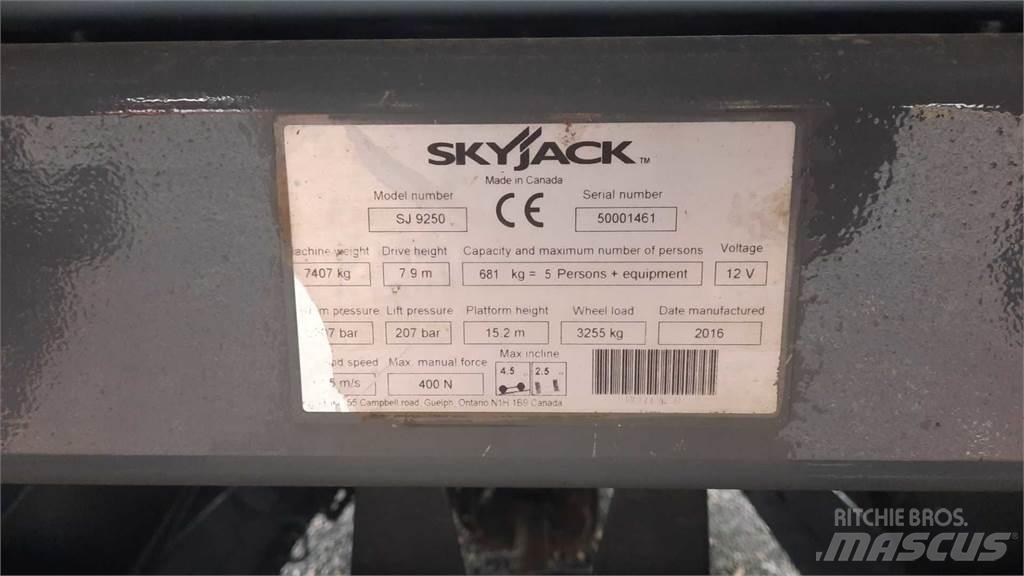 SkyJack 9250RT Підйомники-ножиці