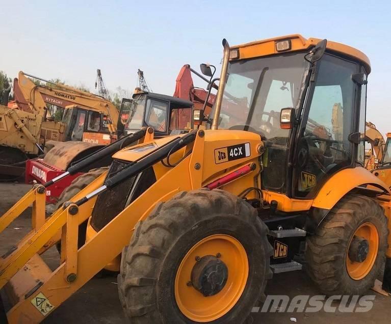 JCB 4CX Екскаватори-навантажувачі