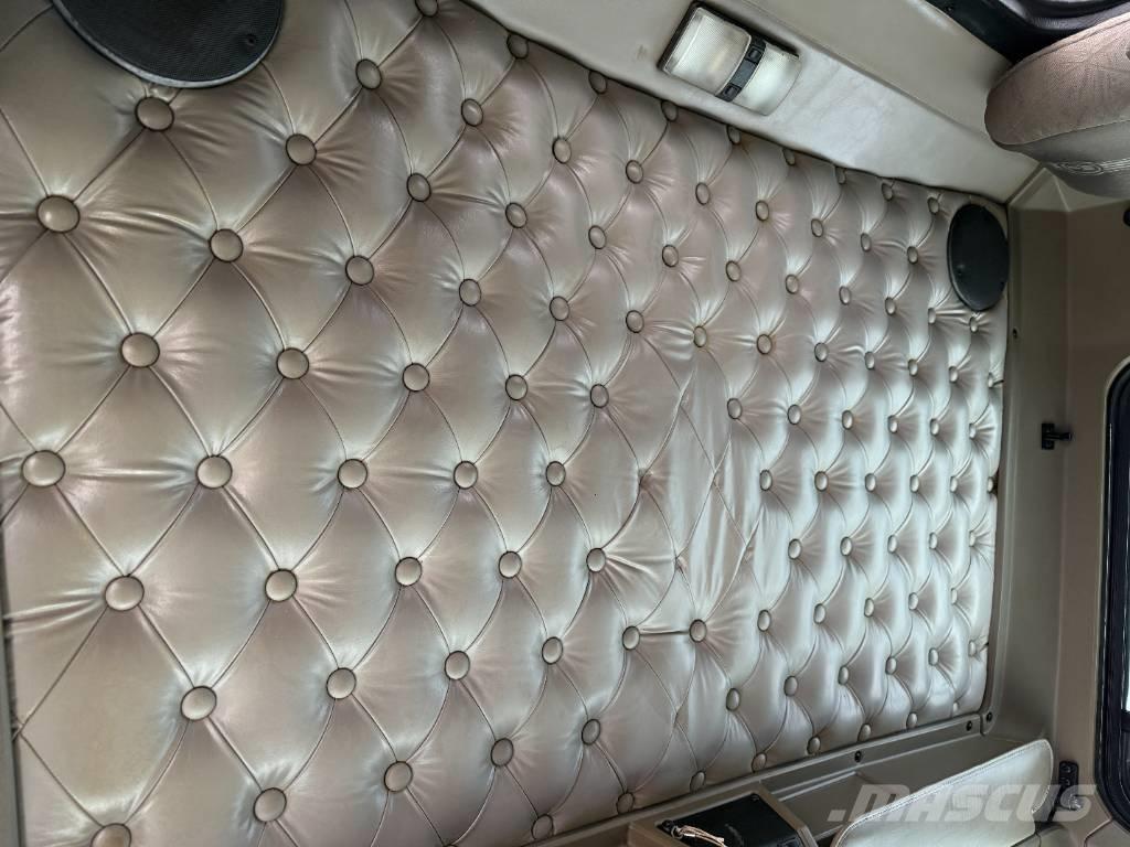 Kenworth W 900 Тягачі