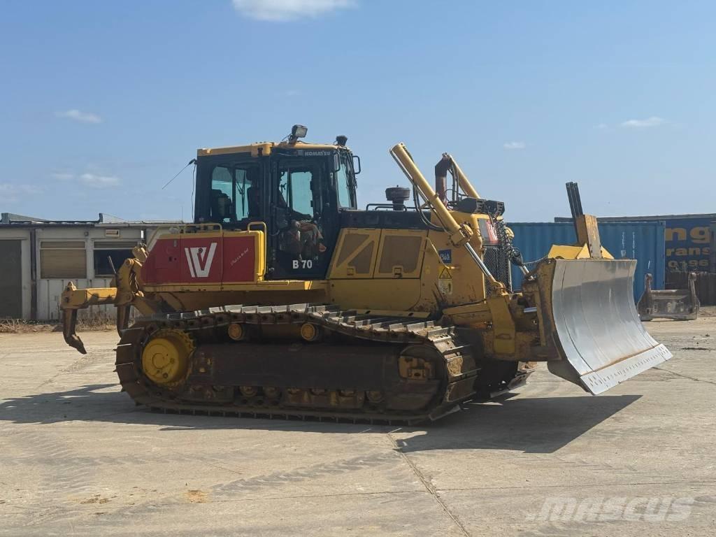 Komatsu D 65 PX-18 Гусеничні бульдозери