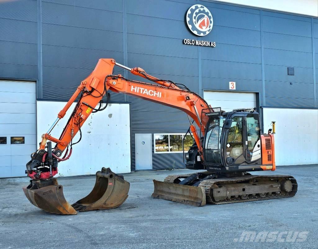 Hitachi ZX 135 US-6 Гусеничні екскаватори