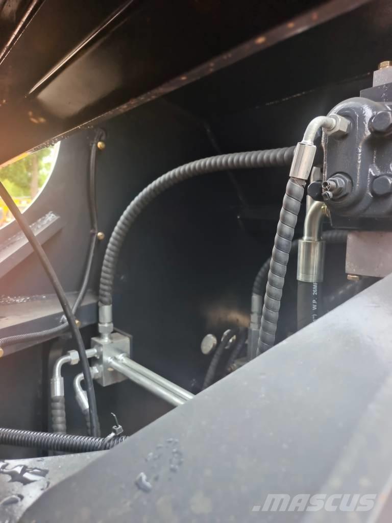 XCMG ZL 50 GN Фронтальні навантажувачі