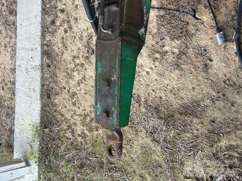 Keenan Compac 90 Прийомні бункери