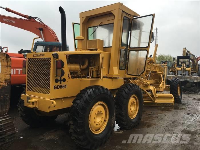 Komatsu GD 661 Грейдери