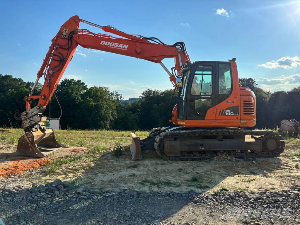Doosan DX 140 LCR-3 Гусеничні екскаватори