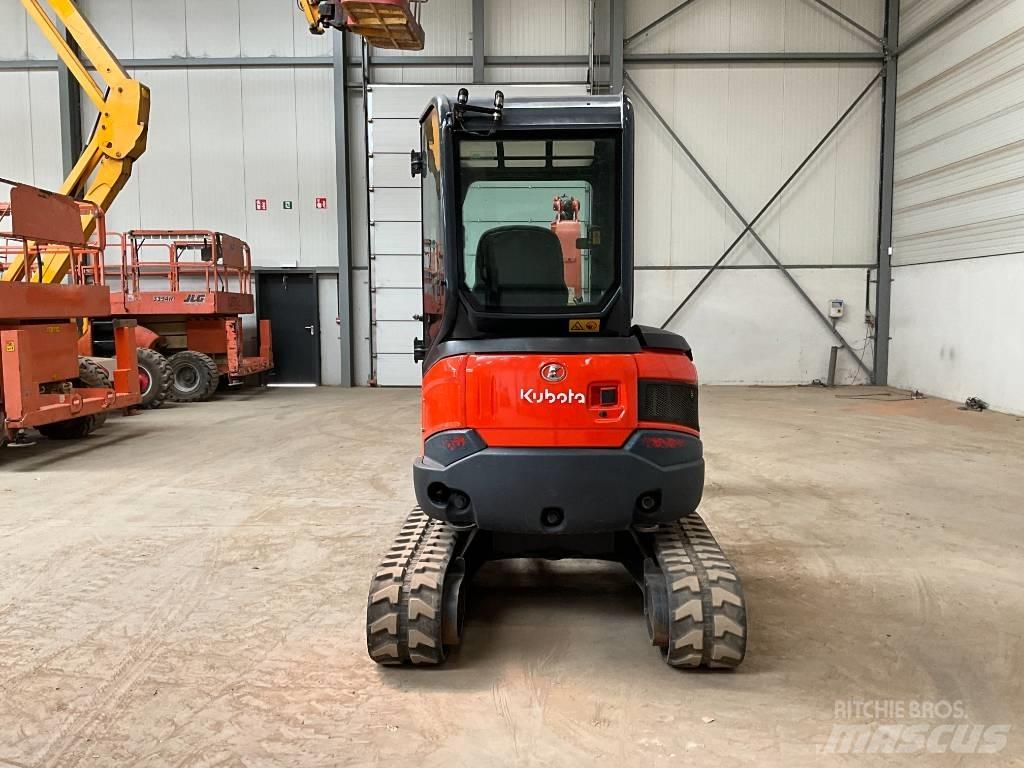 Kubota U 27-4 Міні-екскаватори < 7т
