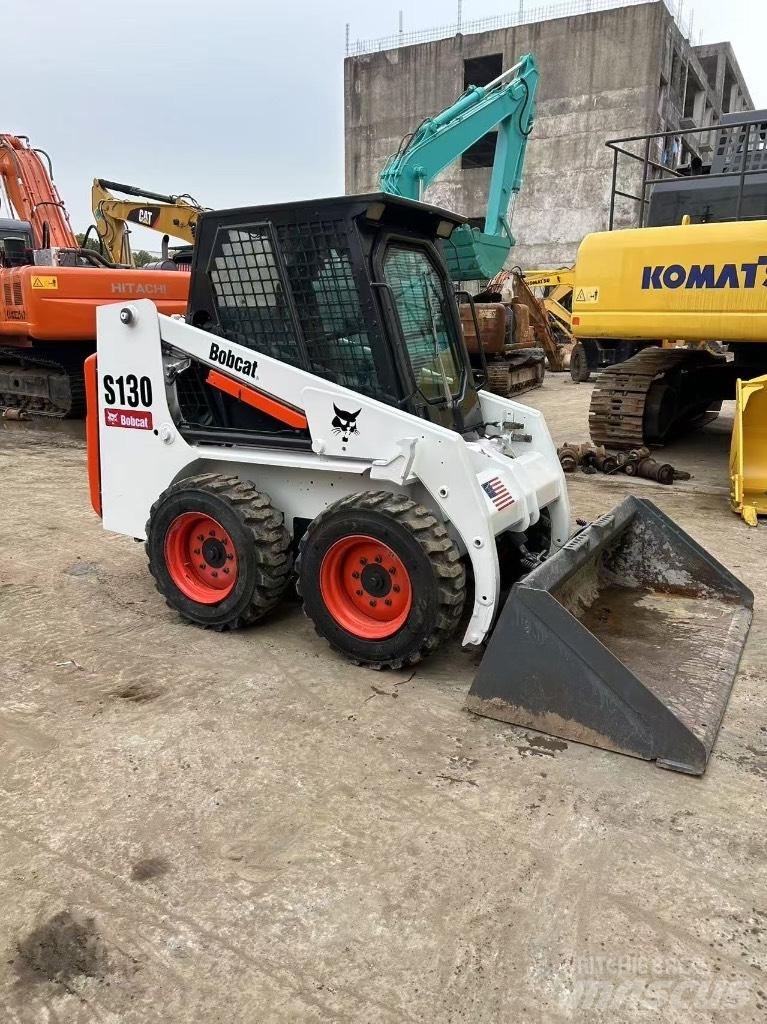 Bobcat S 130 Міні-навантажувачі