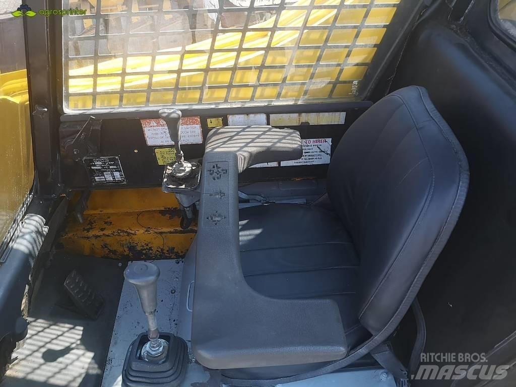 JCB 185 HB Міні-навантажувачі