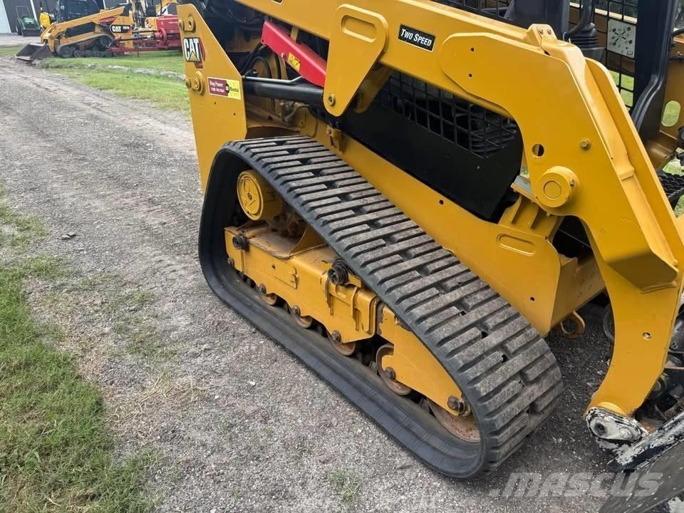 CAT 249 D3 Міні-навантажувачі