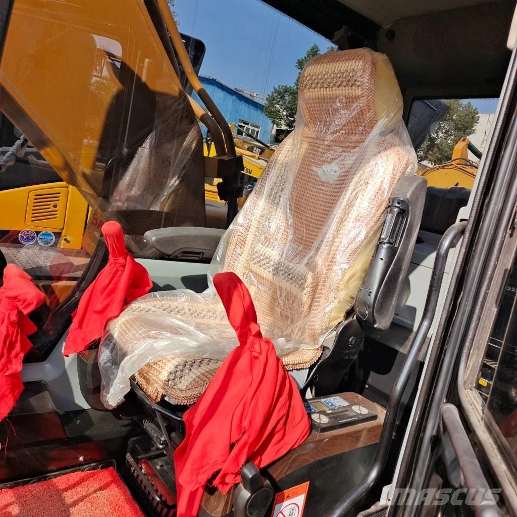 Sany SY 215 C Гусеничні екскаватори