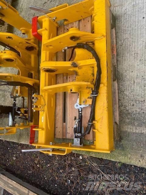 JCB QFIT HEADSTOCK Інше обладнання для вантажних і землекопальних робіт