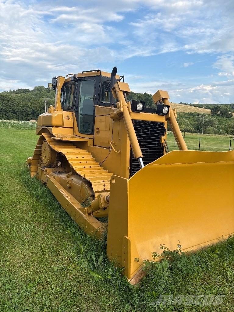 CAT D 6 R II Гусеничні бульдозери