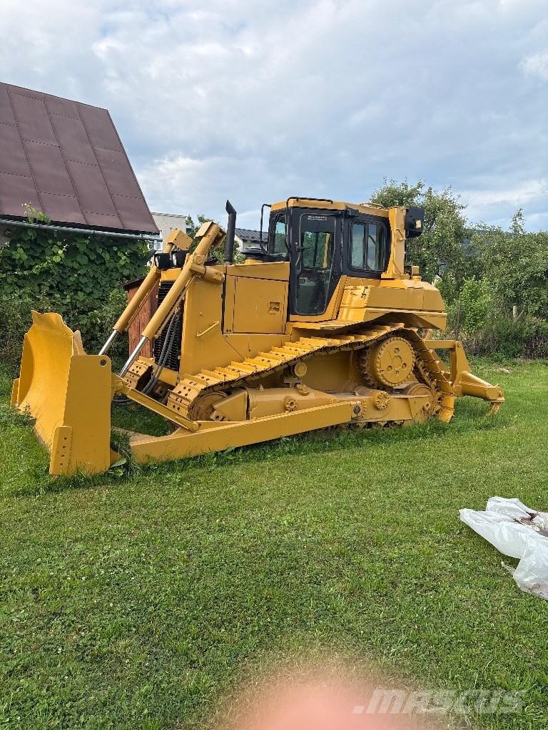 CAT D 6 R II Гусеничні бульдозери
