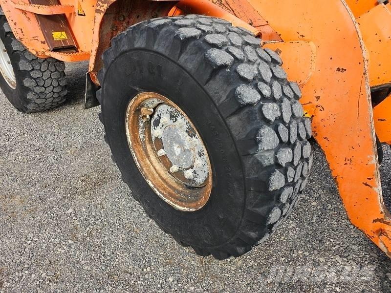Volvo L 30 B Фронтальні навантажувачі