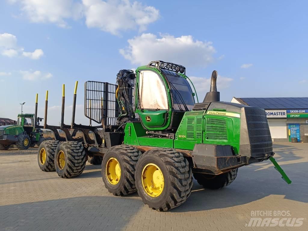 John Deere 1210 G Форвардери
