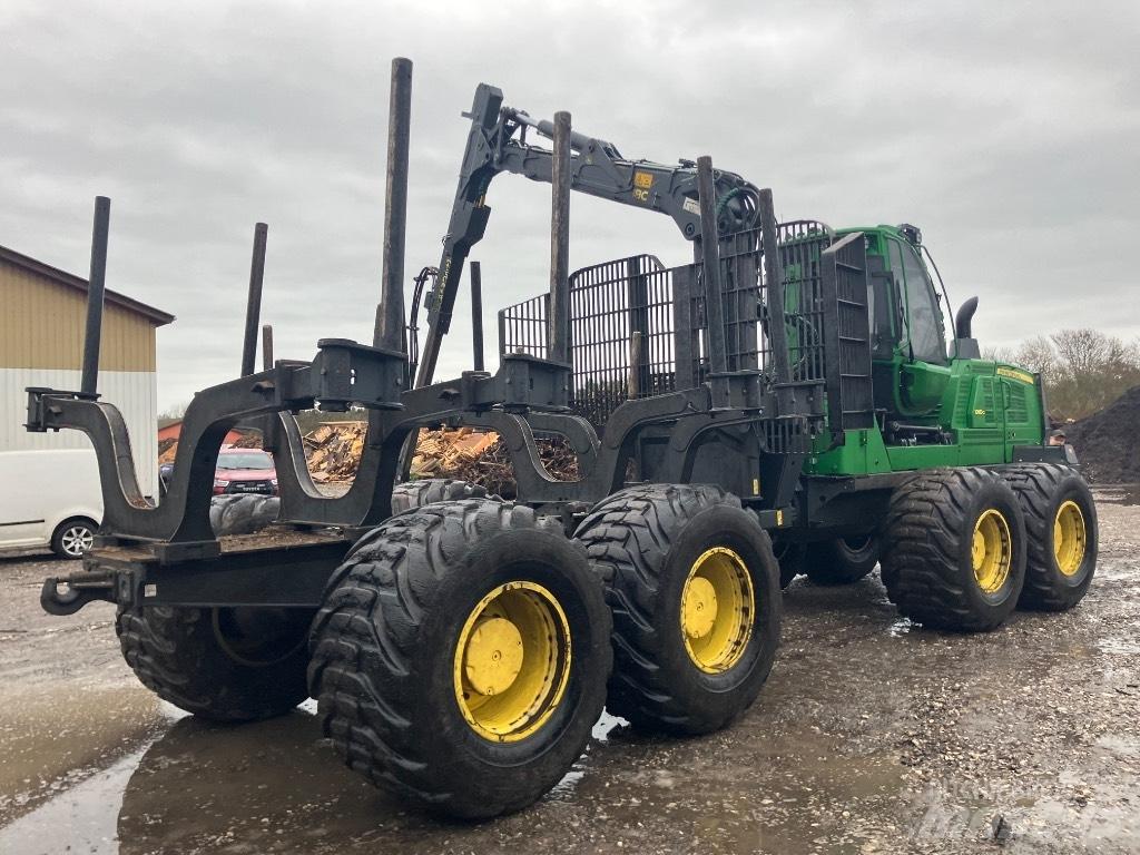 John Deere 1910G Форвардери