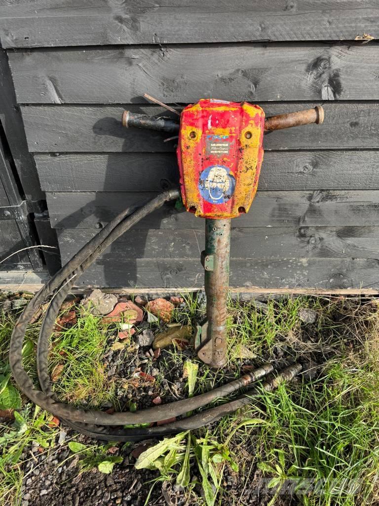 Atlas Copco BREAKER Плуги