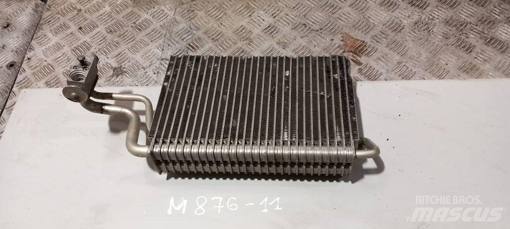 MAN TGL.     81619206036 Радіатори