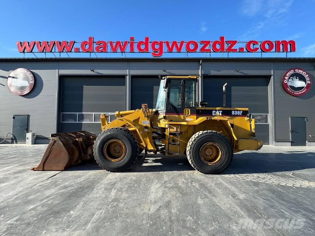 CAT 938 F Фронтальні навантажувачі