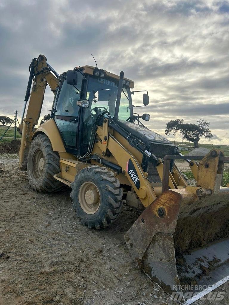 CAT 432 E Екскаватори-навантажувачі