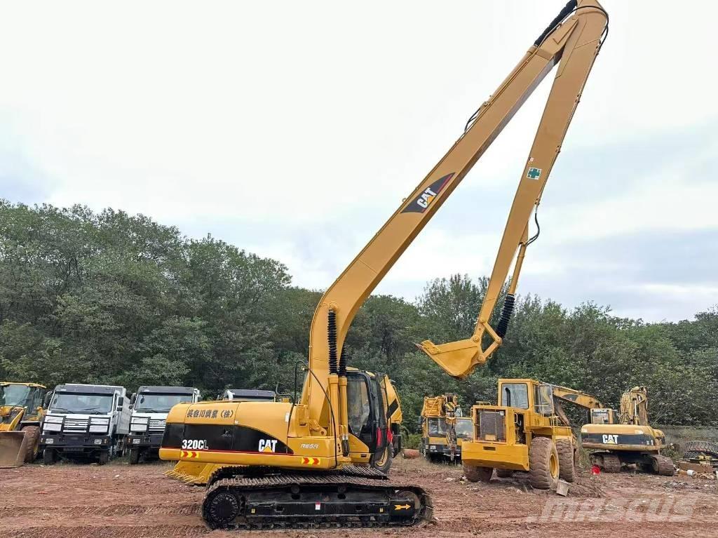 CAT 320 C L Екскаватори з великим вилітом