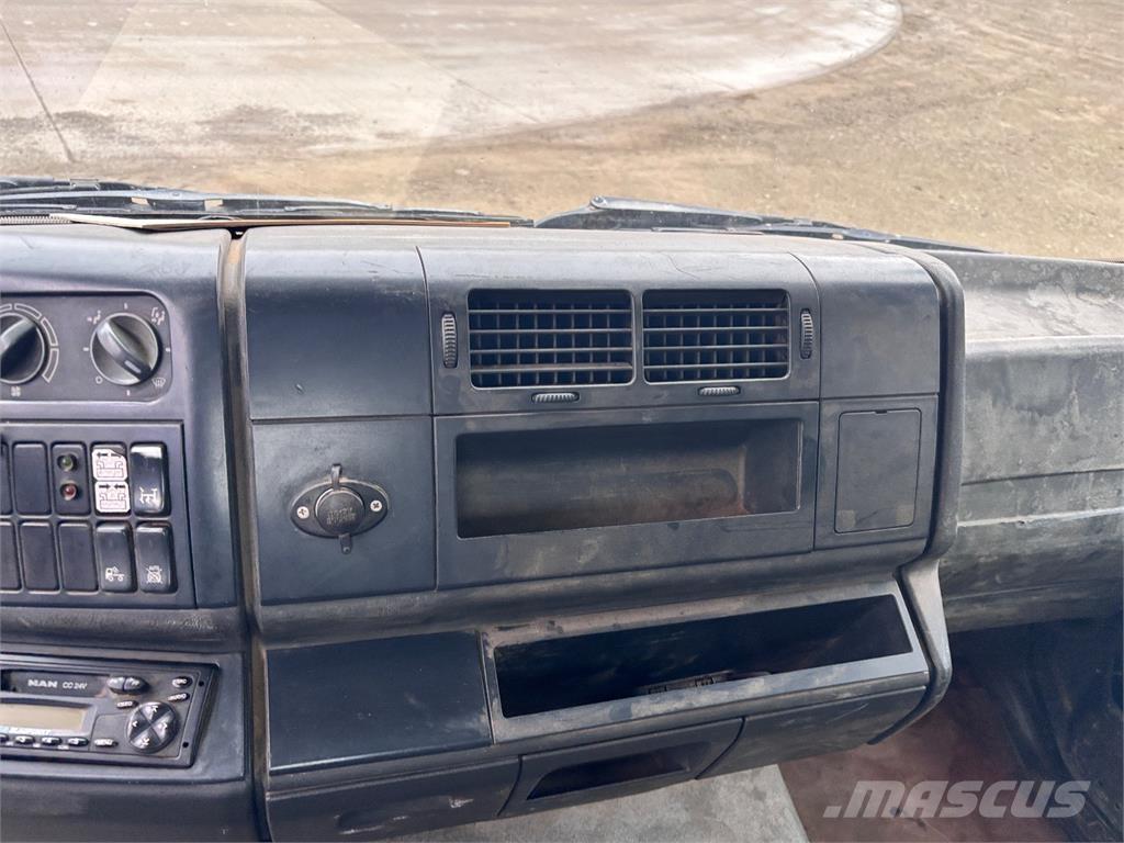 MAN TGL 12.180 Шасі з кабіною