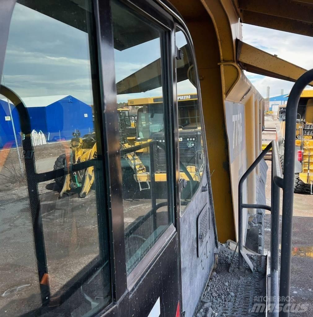 CAT 775 G Кар`єрні самоскиди