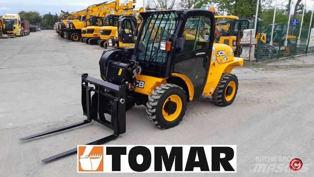 JCB 520-40 Телескопічні навантажувачі