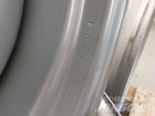 Merlo P 34.7 rims Шини