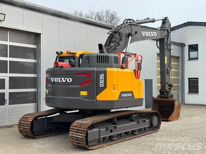 Volvo ECR 235 EL Гусеничні екскаватори