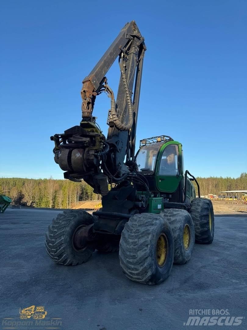 John Deere 1470E Харвестери