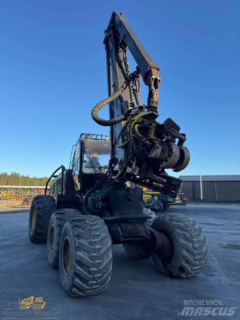 John Deere 1470E Харвестери