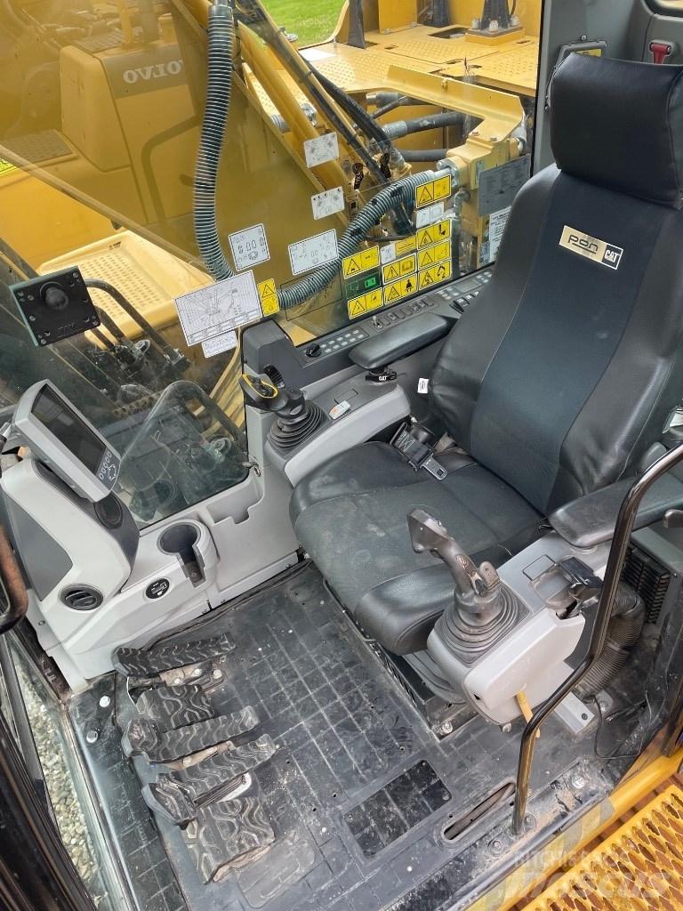 CAT 323FL Гусеничні екскаватори