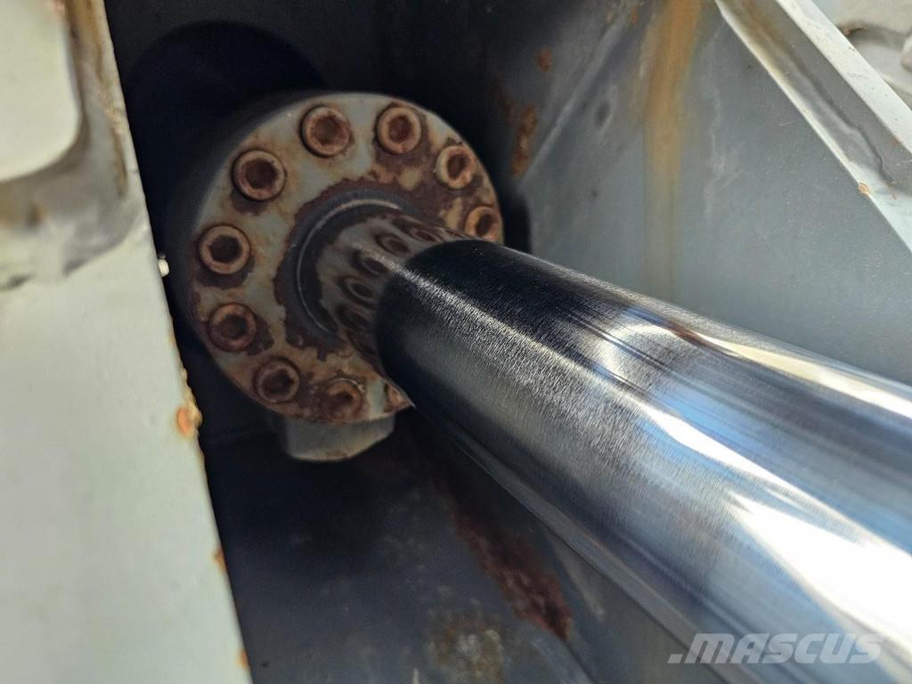 Terex TM350 Перевантажувачі металобрухту/промислові навантажувачі