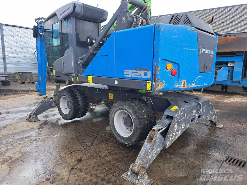 Fuchs MHL320F Перевантажувачі металобрухту/промислові навантажувачі
