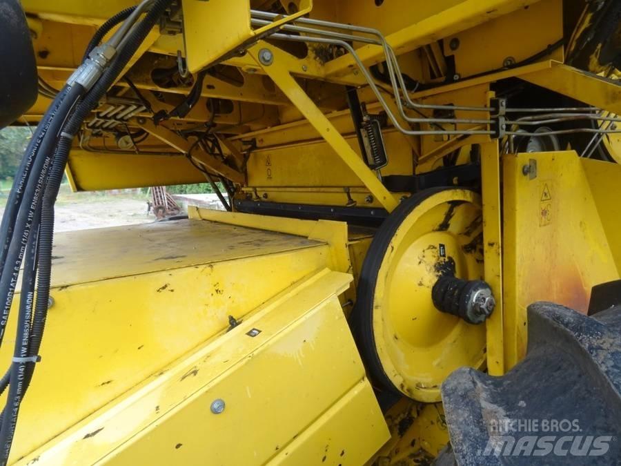 New Holland TC 54 Зернозбиральні комбайни