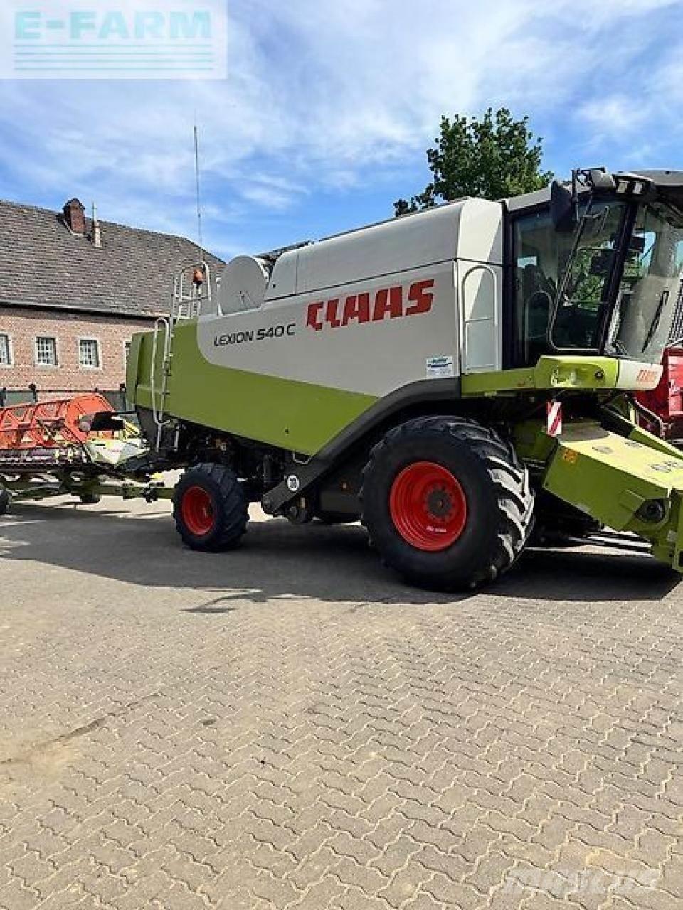 CLAAS 540c Зернозбиральні комбайни