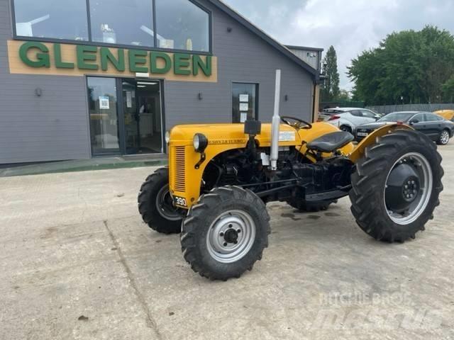 Massey Ferguson 35 Трактори