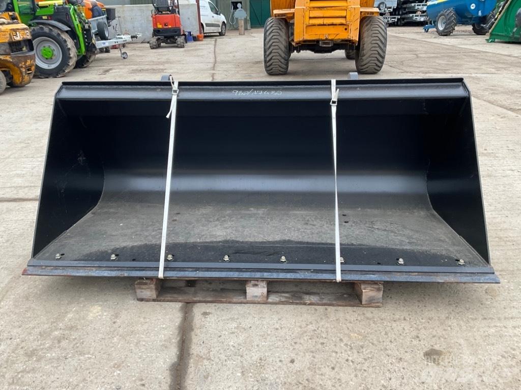 JCB SHOVEL BUCKET Ковші