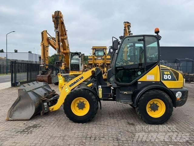 Komatsu WA 80-5 Фронтальні навантажувачі