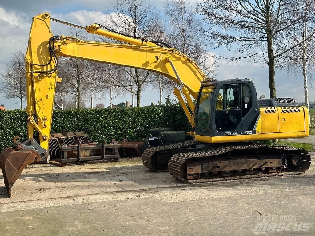 New Holland E215 Гусеничні екскаватори