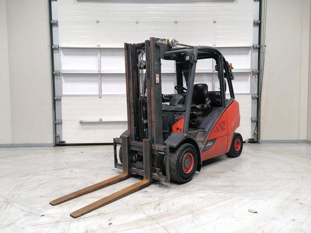 Linde H35D-02 Дизельні навантажувачі