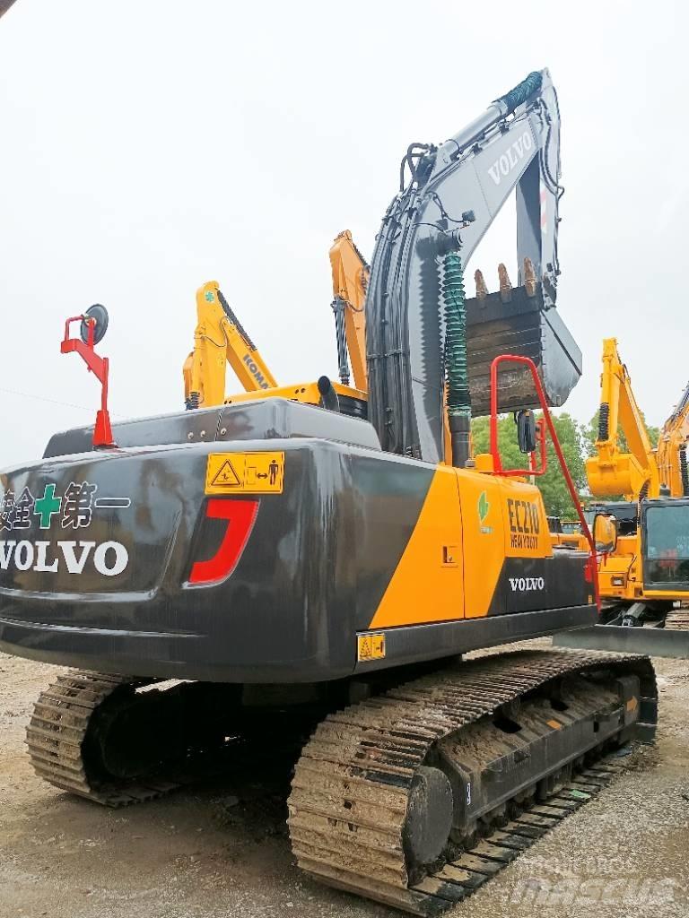 Volvo EC 210 Середні екскаватори 7т. - 12т.
