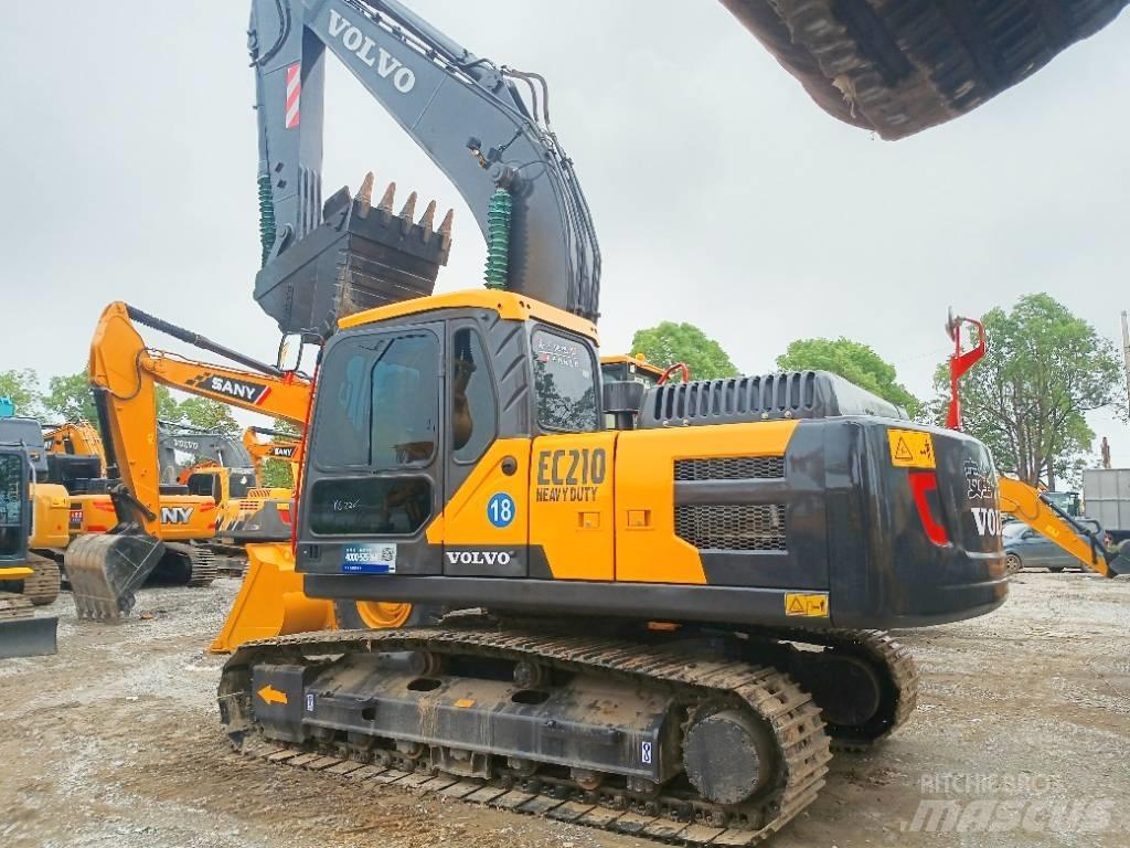 Volvo EC 210 Середні екскаватори 7т. - 12т.
