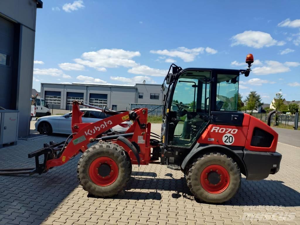 Kubota R 070 Фронтальні навантажувачі
