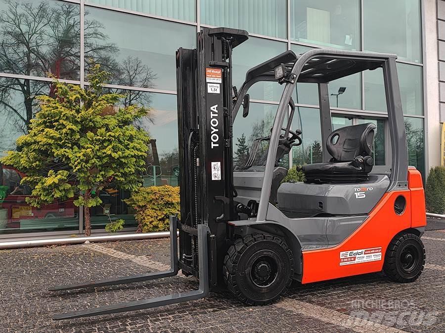 Toyota 02-8FDF15 Дизельні навантажувачі