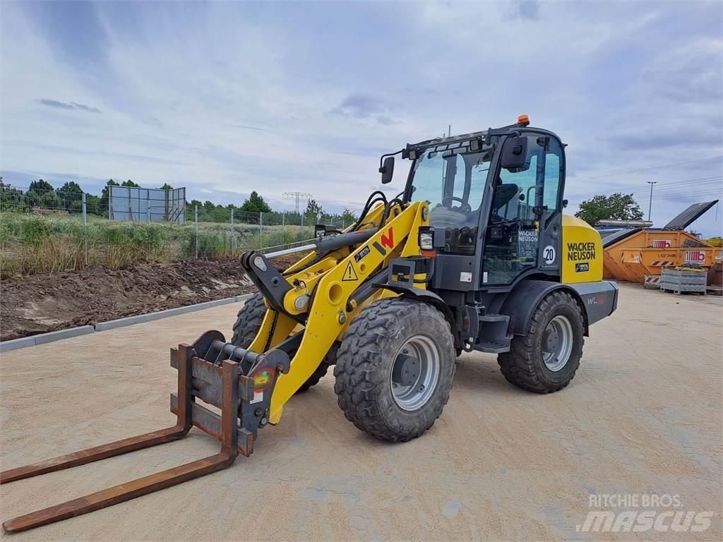 Wacker Neuson WL60 Фронтальні навантажувачі