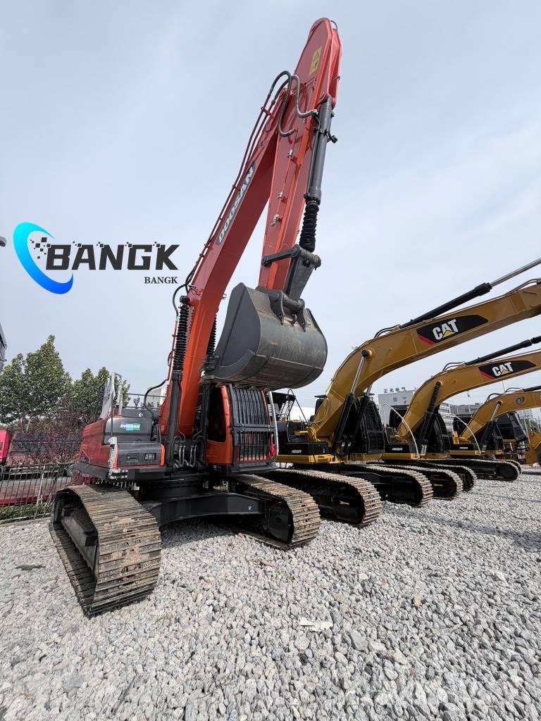 Doosan DX 300 Гусеничні екскаватори