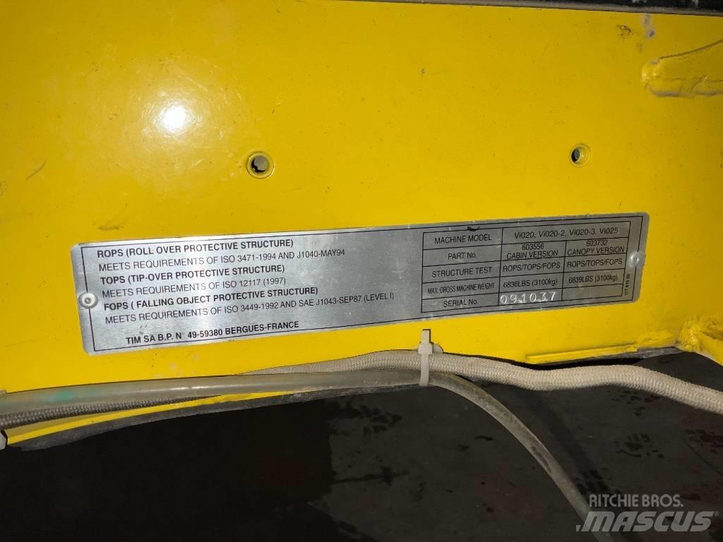 Yanmar Vio 20 / vio 25 Кабіна